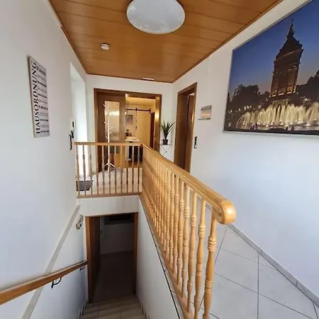 4-zimmer In Διαμέρισμα *